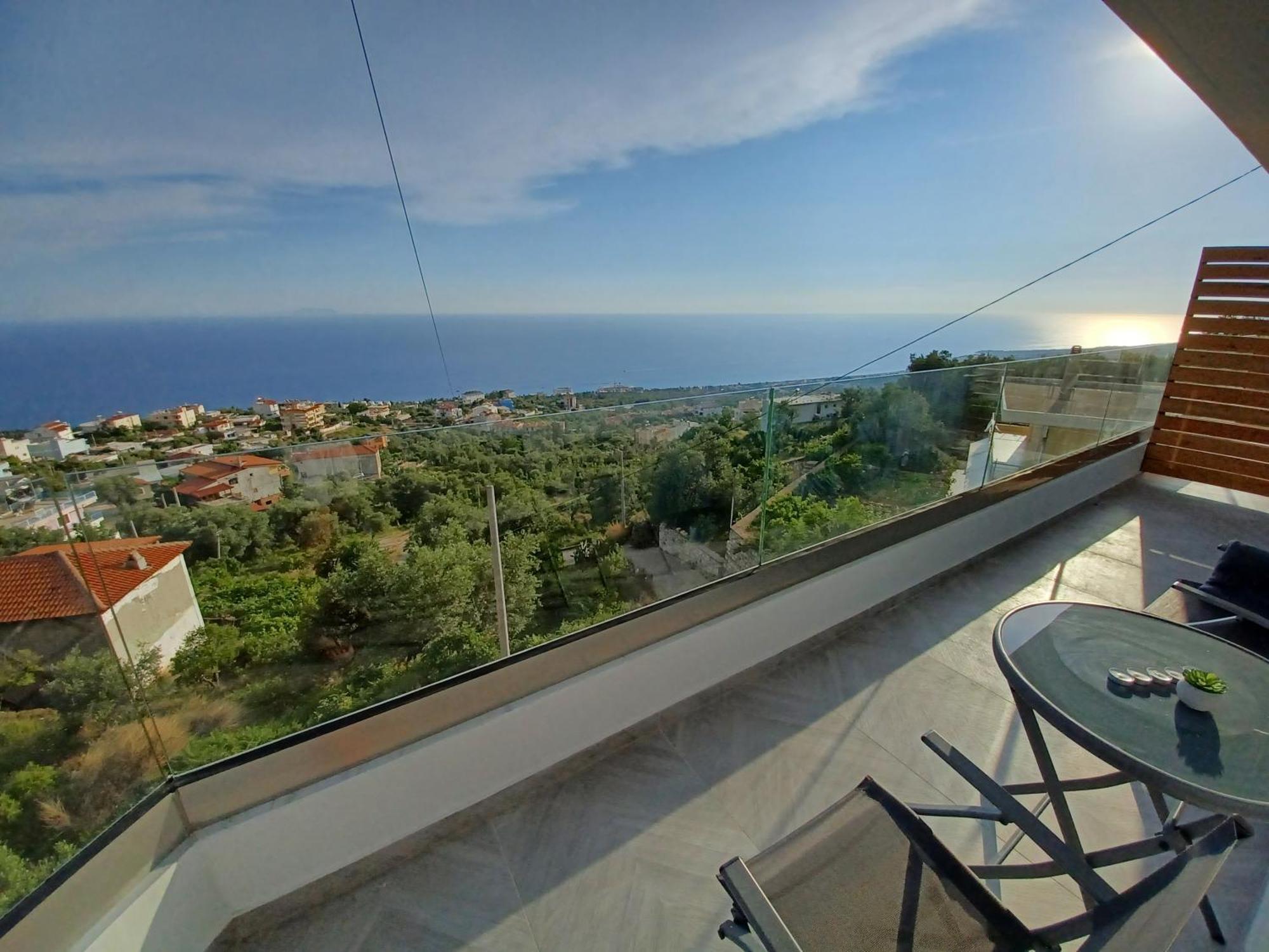 Ionian Pearl Lägenhet Dhërmi Exteriör bild