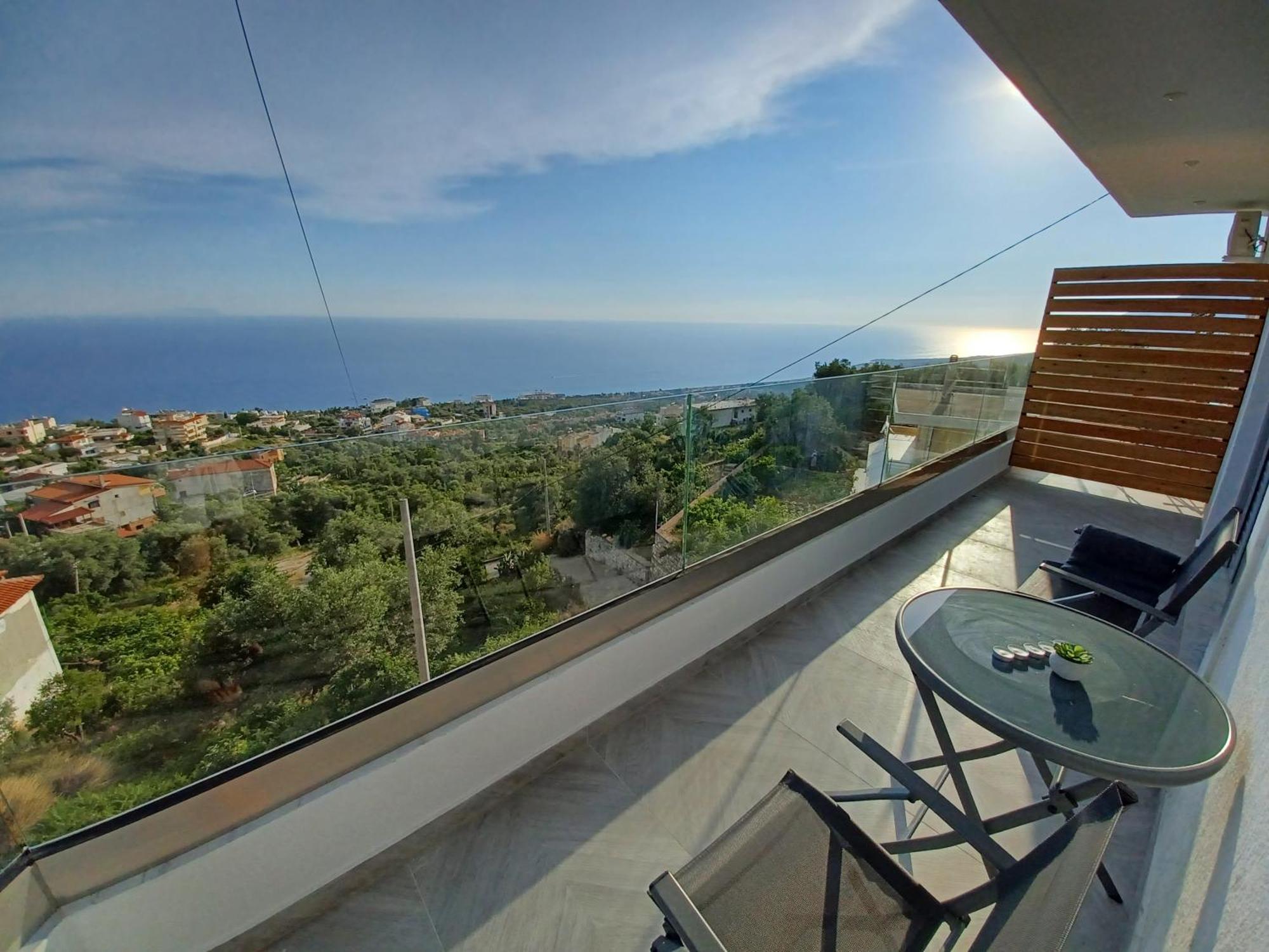 Ionian Pearl Lägenhet Dhërmi Exteriör bild
