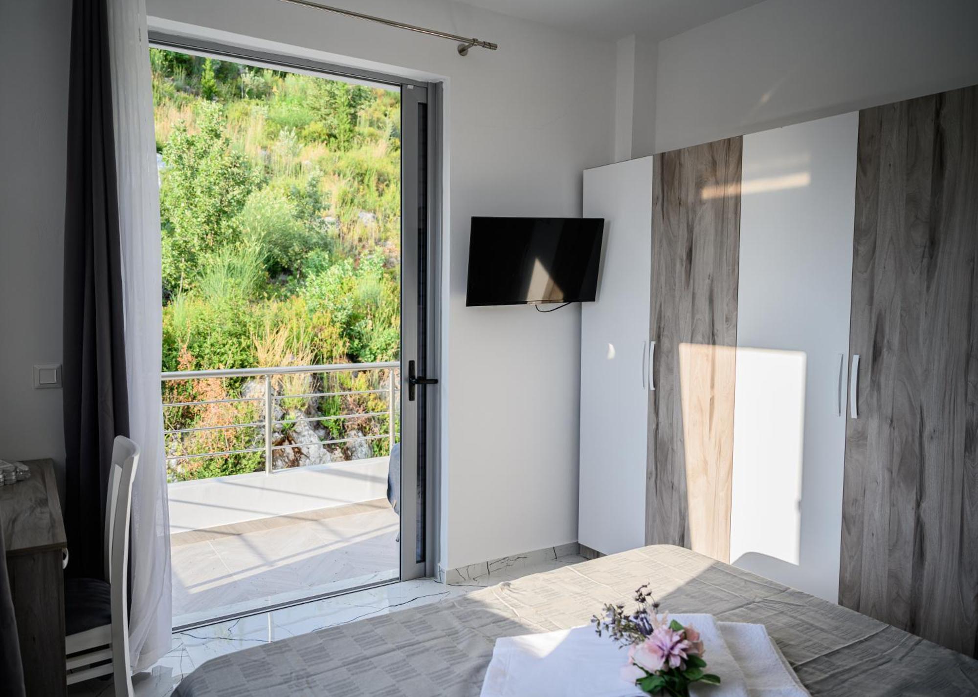 Ionian Pearl Lägenhet Dhërmi Exteriör bild