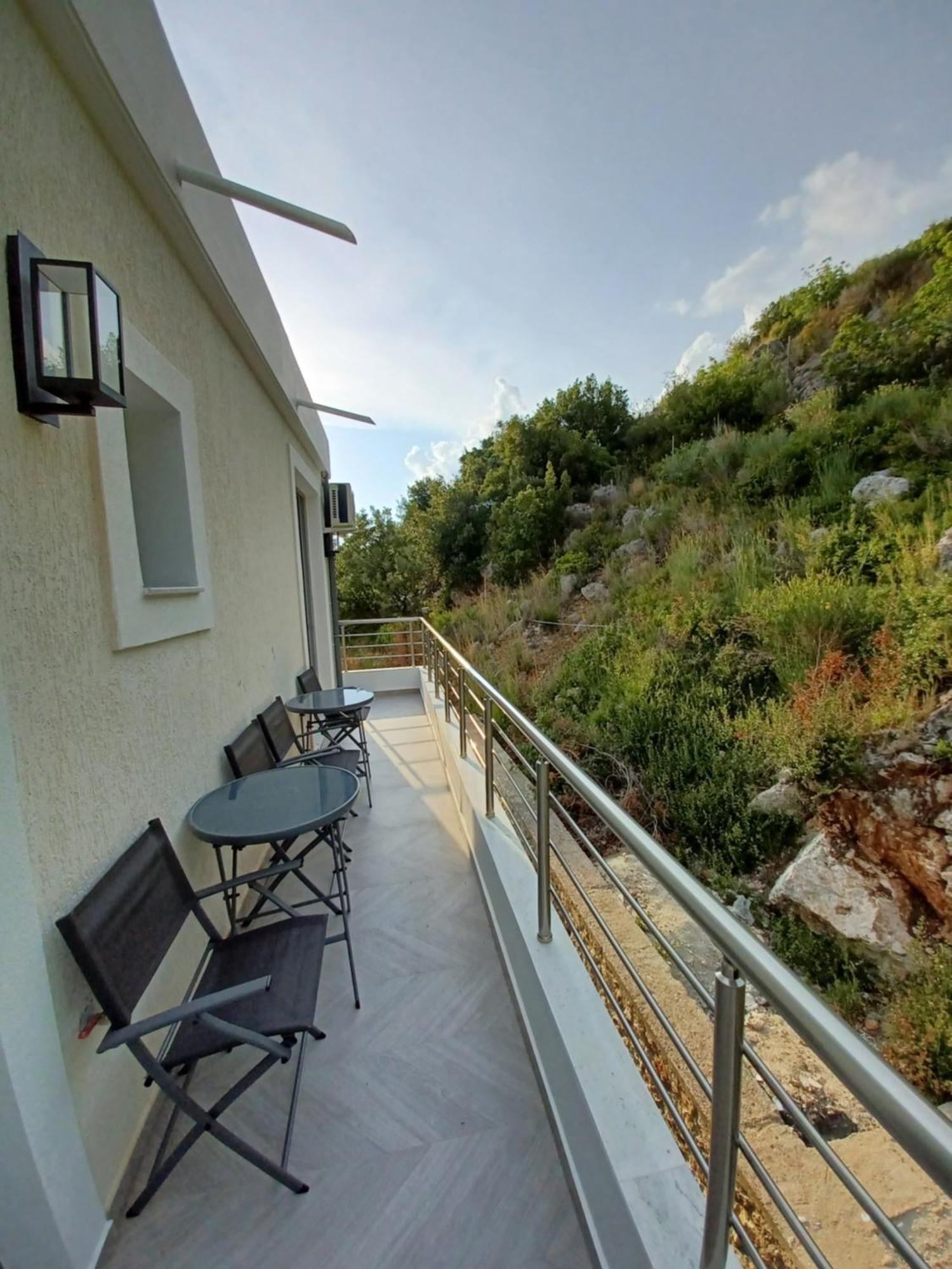 Ionian Pearl Lägenhet Dhërmi Exteriör bild